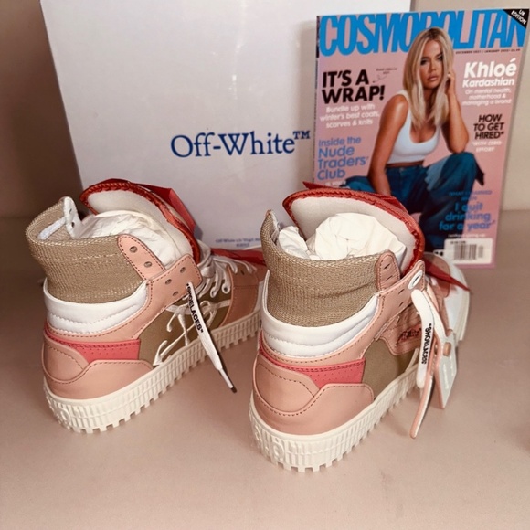 OFF-WHITE Pink & Beige 3.0 Off Court Sneakers - Picture 5 of 8